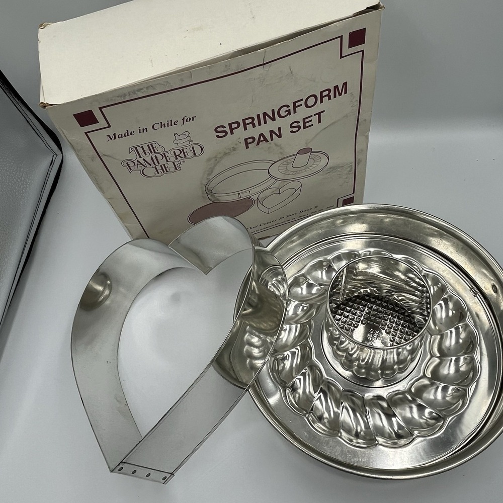 Pampered Chef Spring Form Cake‎ Pampered 1540 Round Heart Vintage 1994 Baking